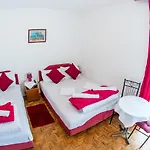Guest House Vucicevic